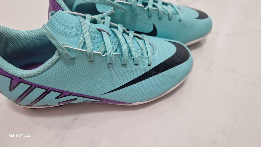 Детски бутонки Puma  и Nike