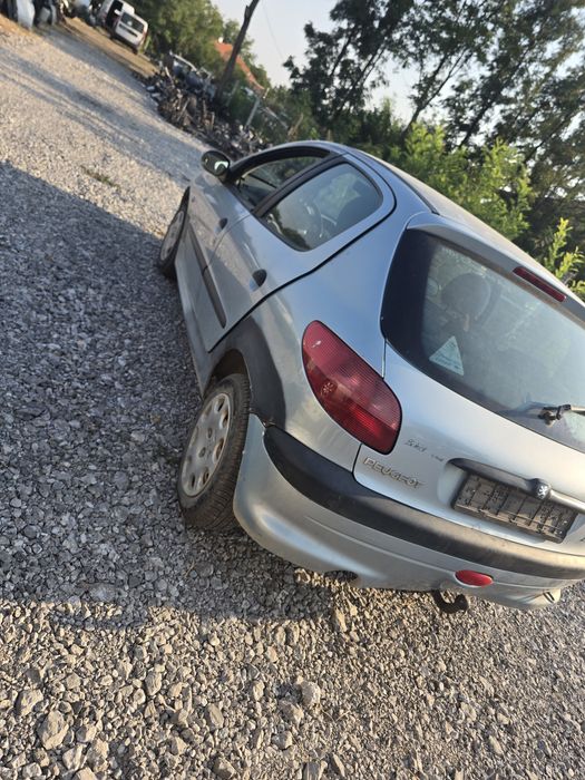 Peugeot 206  1.4 Hdi НА Части Само