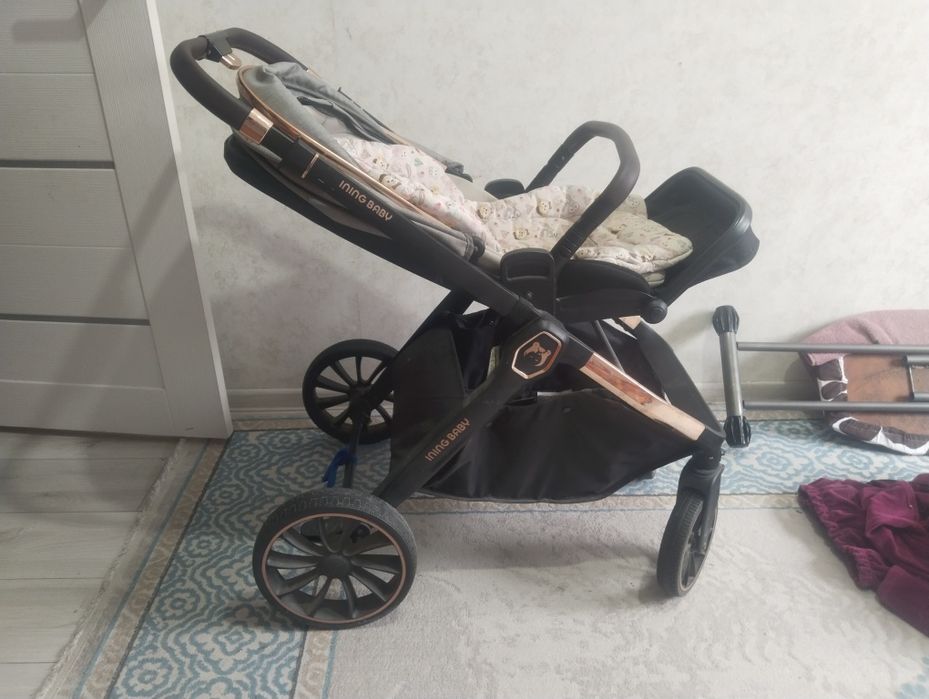 Коляска в идеальном состоянии