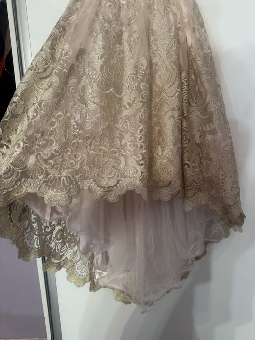 Официална бална рокля Chi Chi London