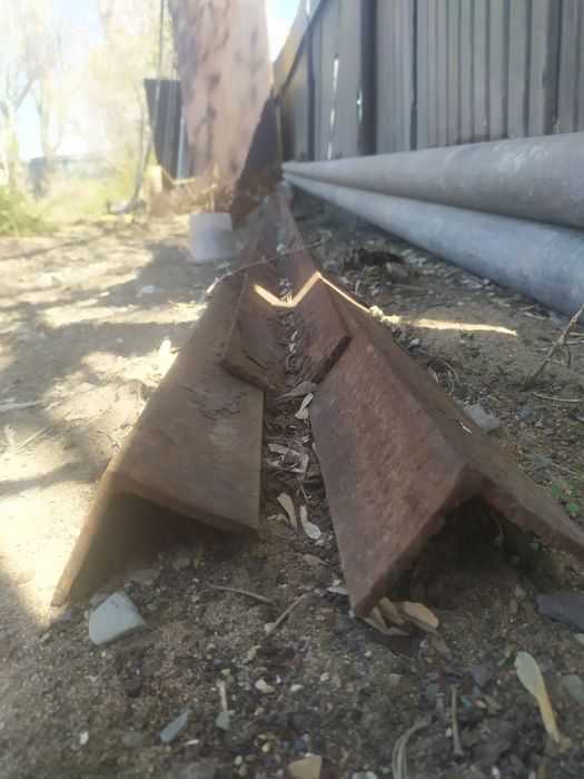 Труба оцинкованная уголок 63