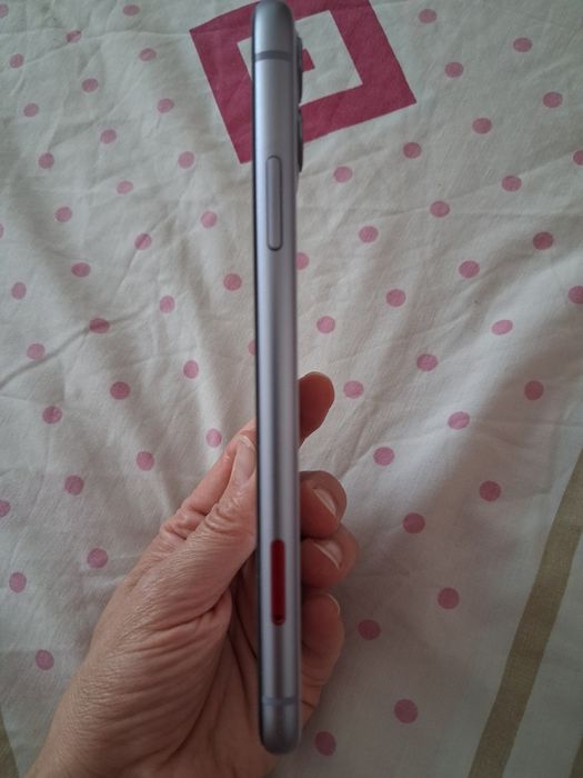 IPhone 11,128 gb