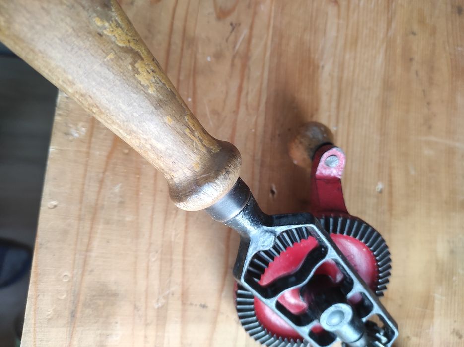 Английска Ръчна дрелка