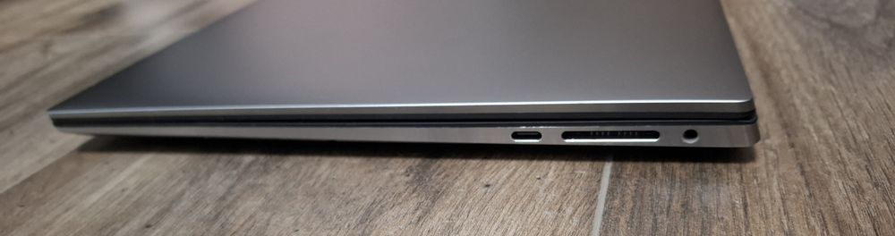 Лаптоп Мобилна Работна Станция Dell Precision 5560  * Като Нов *