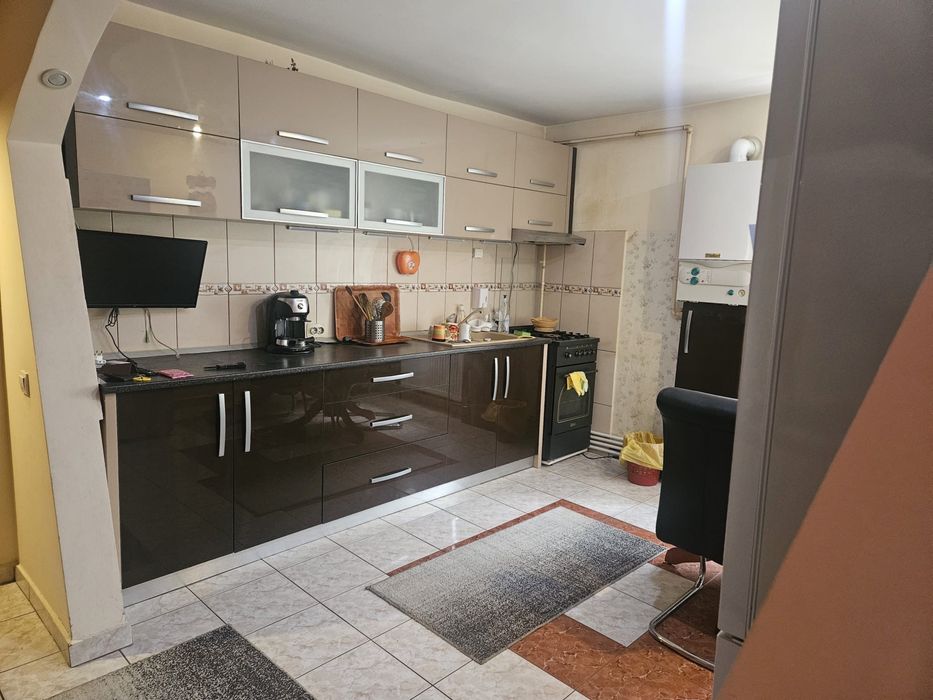 Apartament 3 camere Crang 2