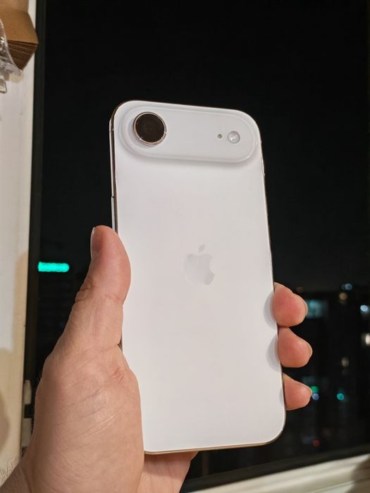 IPhone Air 256gb идеал как новый