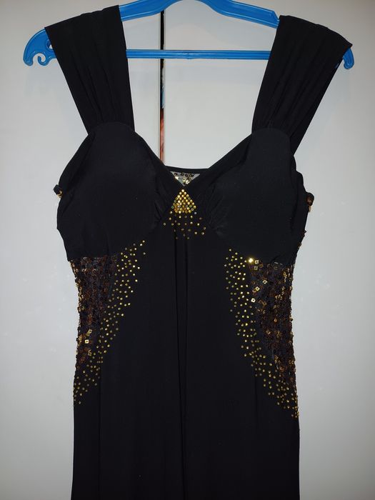 Продам платье недорго