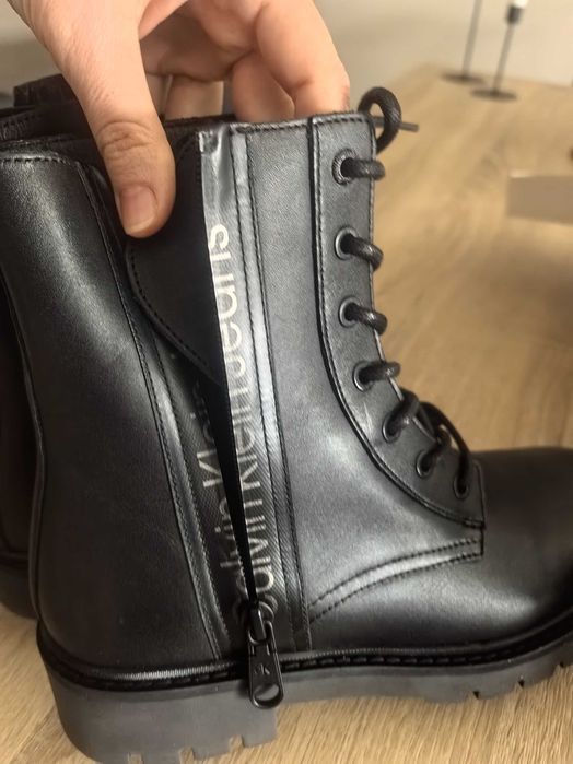 Боти Calvin Klein