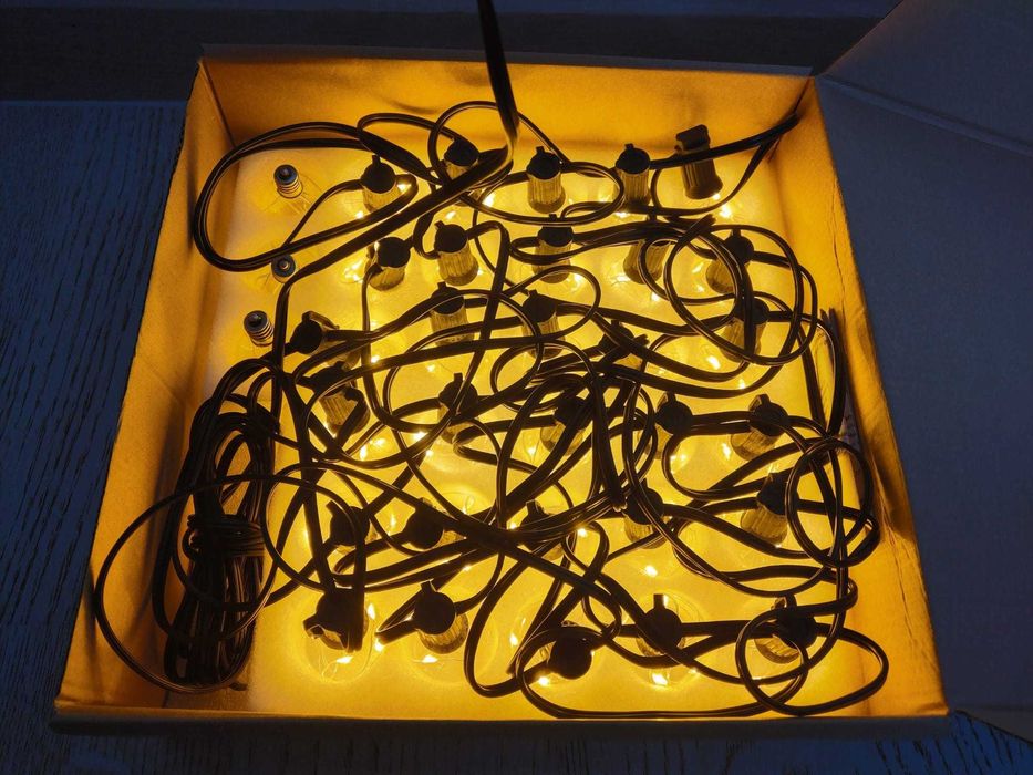 Ghirlanda Led 11.7 m, 30 Becuri, 3 becuri rezerva, Super pret!