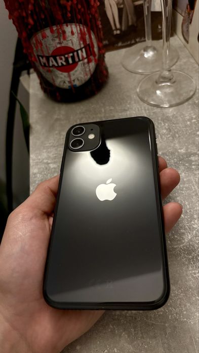 Vand iPhone 11 64gb