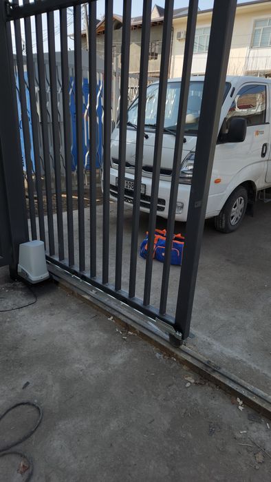 Откатные ворота.   раздвижные ворота,  роллетные ворота,  ролставни