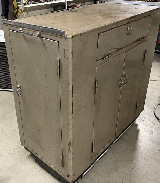 Dulap metalic pentru scule BAISCH