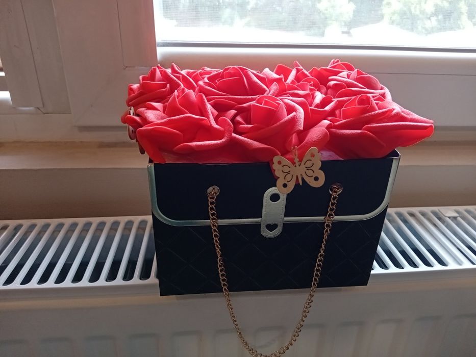 Изкуствен букет за подарък