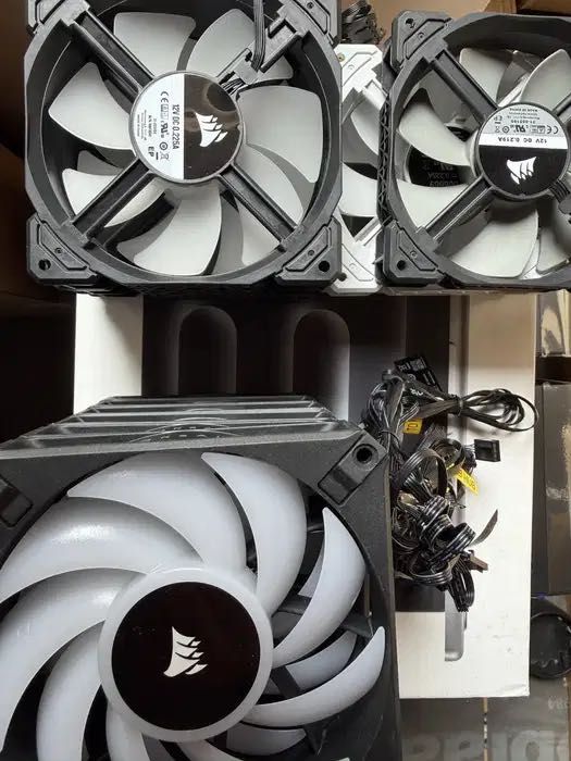 Ventilatoare de 120 mm corsair noi RGB ML