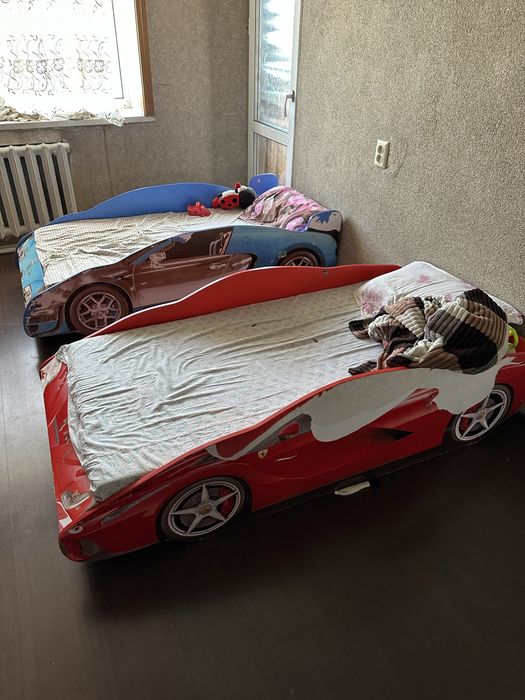 Продам 2 детские кровати