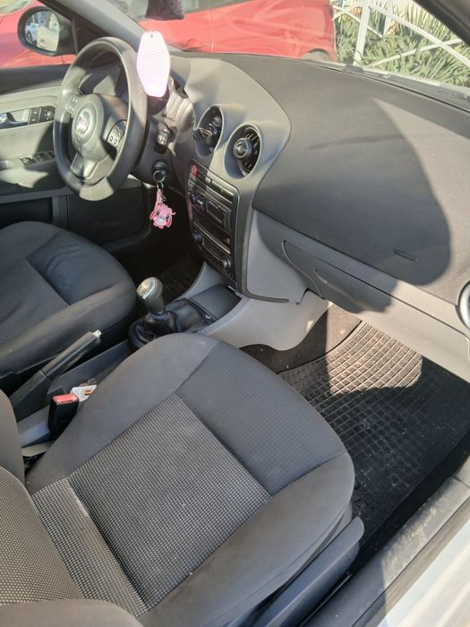 Vând seat ibizaa