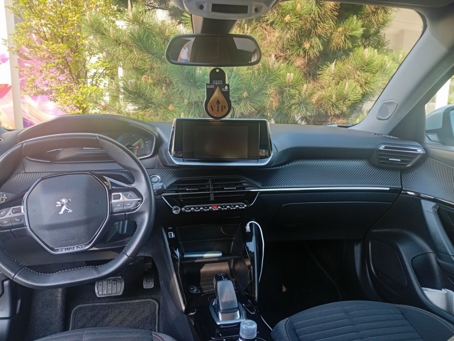 Pegeout E-2008 GT Line, 2021, Electric