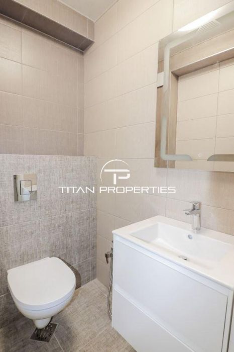 Дава се под наем Тристаен апартамент в Варна, Бриз - 100 кв.м за 1100 € - Снимка #9