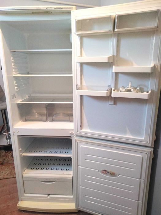 Продам холодильник отлично охлаждает  на ура