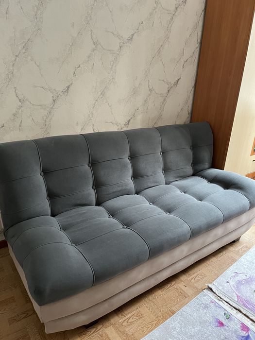 Продается мебель,стол  и диван