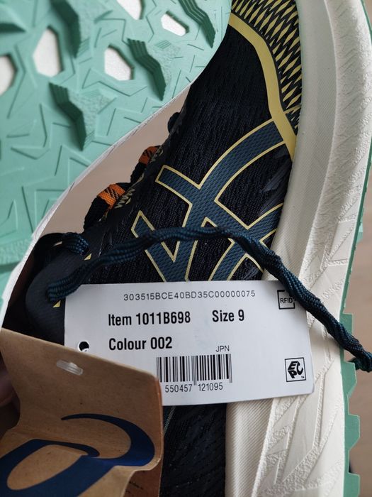 Asics Fuji Lite 4 FF Blast. Masura 42,5-43