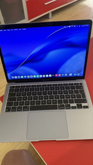 Macbook m1 (2020) 8/256gb