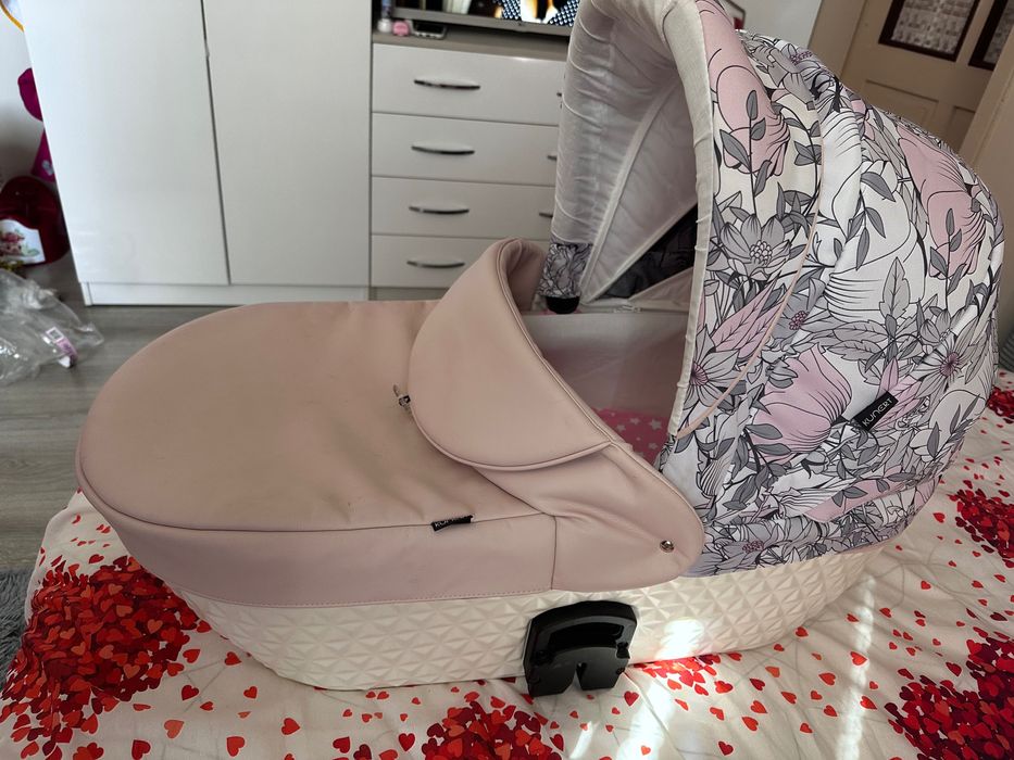 Бебешка комбинирана количка