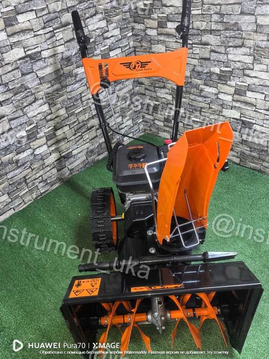 Снегоочиститель Total Tools снегоуборщик бензиновый