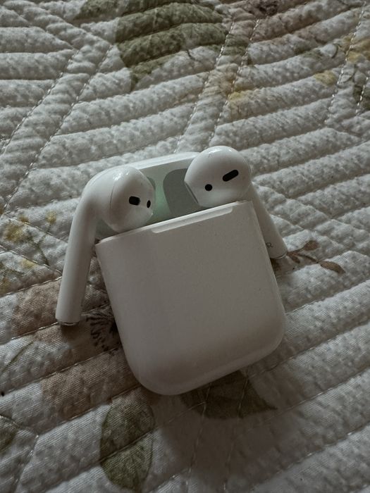 Продам наушники оригинал