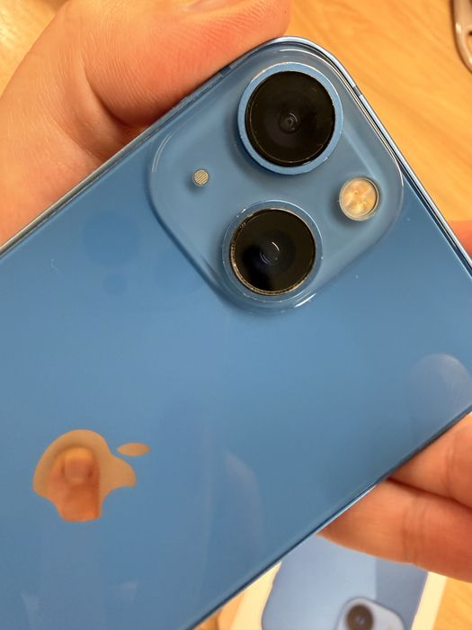 IPhone mini 13 256gb запазен