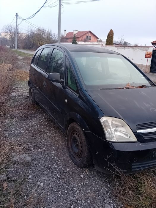 Опел мерива на части