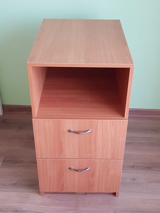 Детско обзавеждане- бебешко легло (кошара), скрин + скрин с повивалник