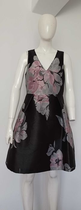 Rochie Max &Co nouă