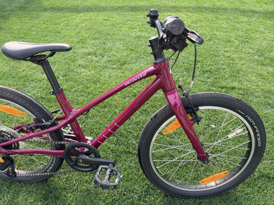 Bicicleta copii SPECIALIZED JETT 20 - Gloss Raspberry