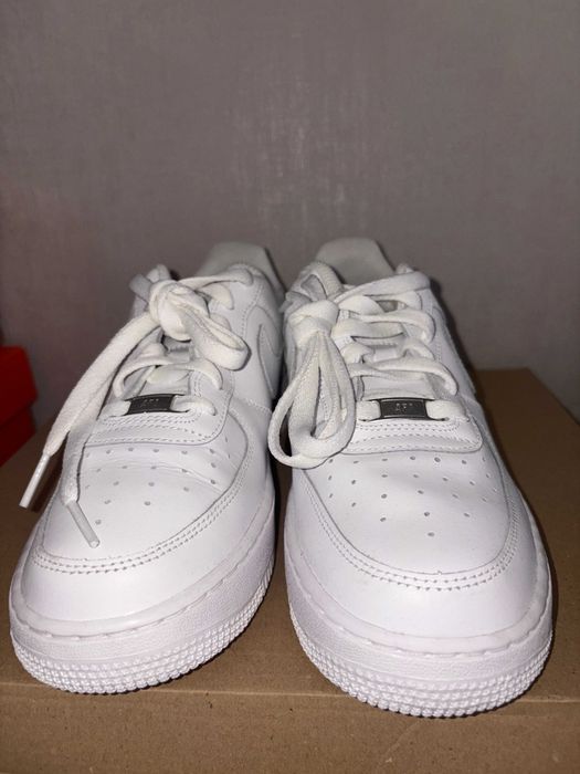 Nike Air Force 1 Low LE Triple White - Номер 40