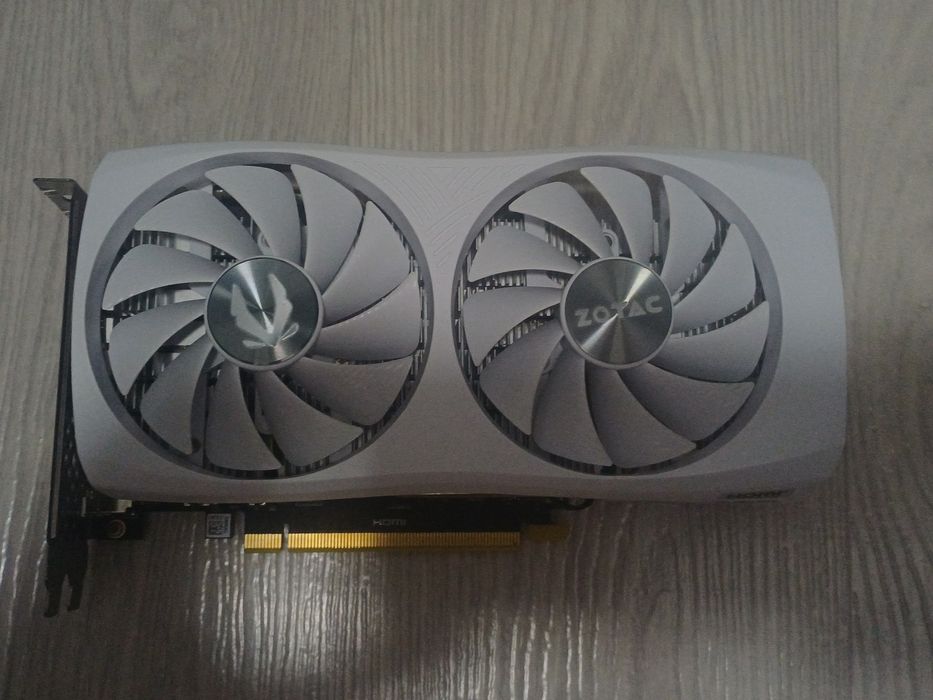 RTX 4060 8гб zotac