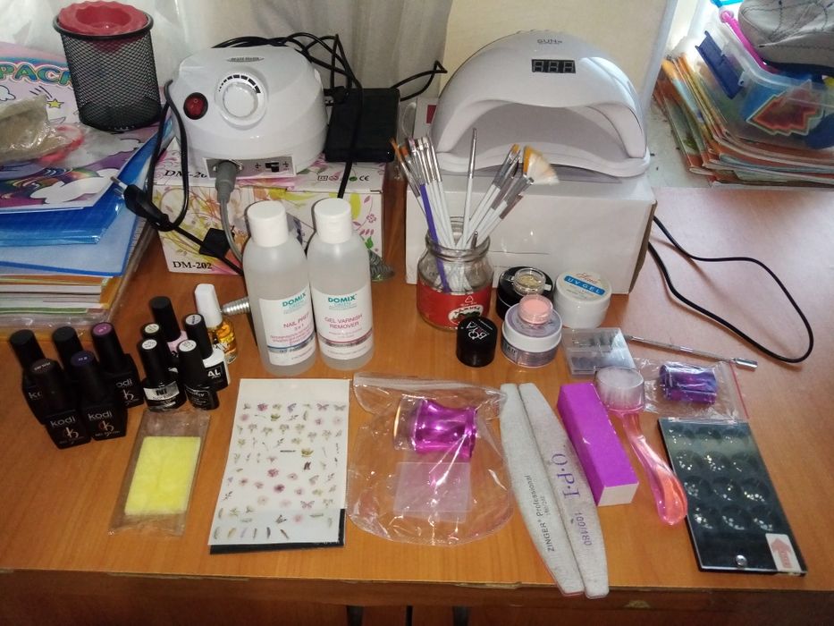 Продам маникюрный набор для начинающих