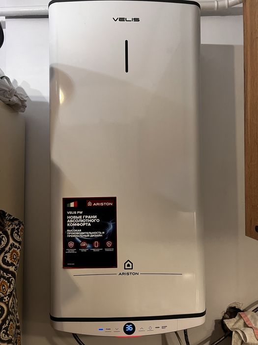 Водонагреватель Ariston ABS VLS PRO R 80 — отличное состояние