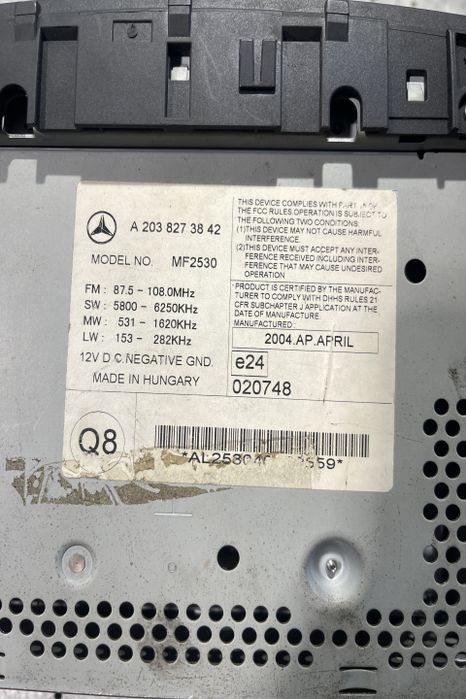 Radio cd A 203 827 38 42 A 203 827 38 42 A 203 827 38 42 Mercedes-Ben