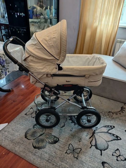 Продам детскую коляску 2/1 Европа