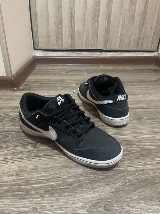 Nike Dunk low SB | Plineaks