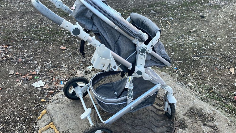 Продам коляску в хорошем сост