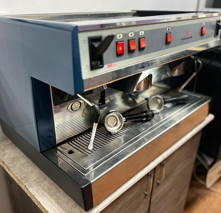 Кофемашина Nuova Simonelli