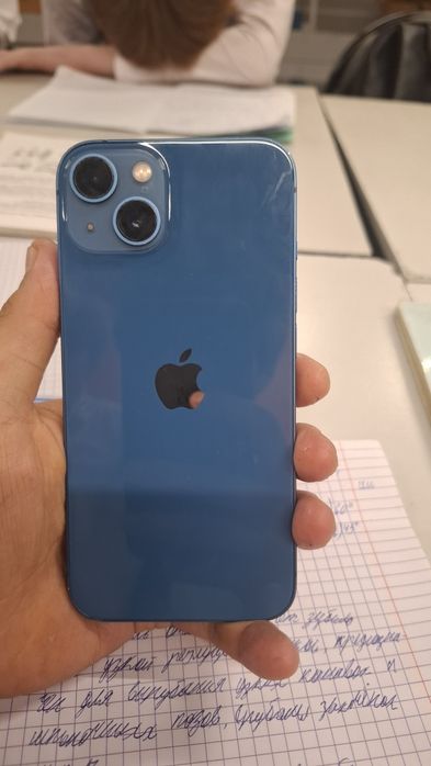 Продам айфон 13 база