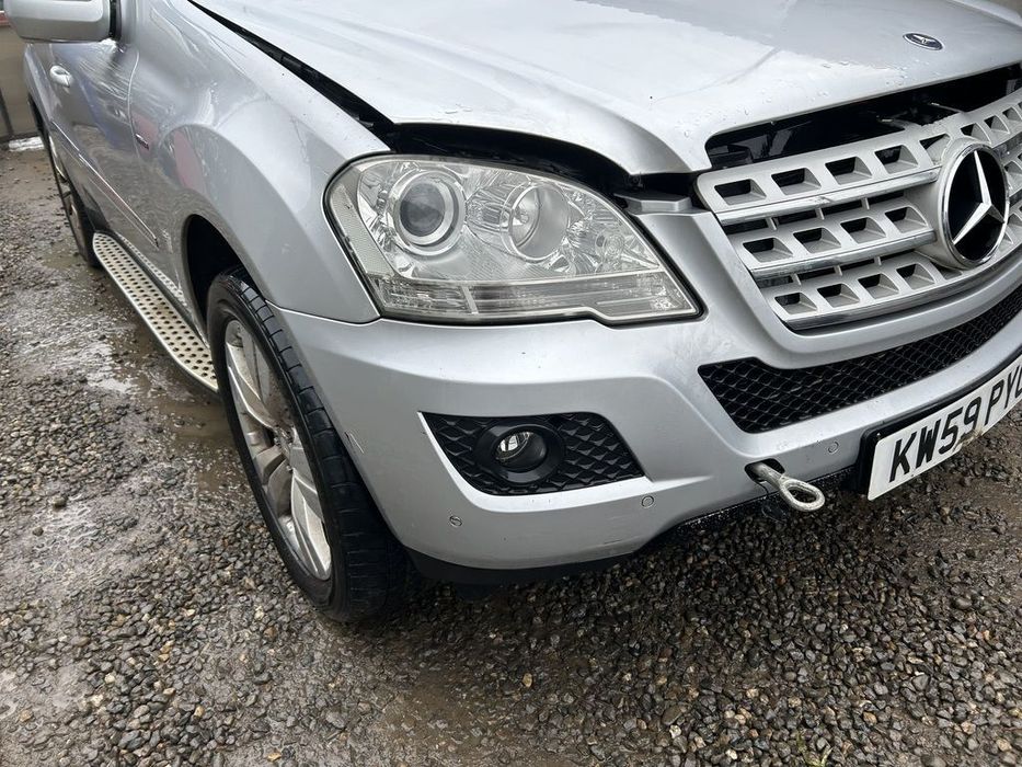 Bara fata Mercedes ML W164 Facelift 2008 - 2011 GRI (1219) Diesel model fara spalatoare ...
