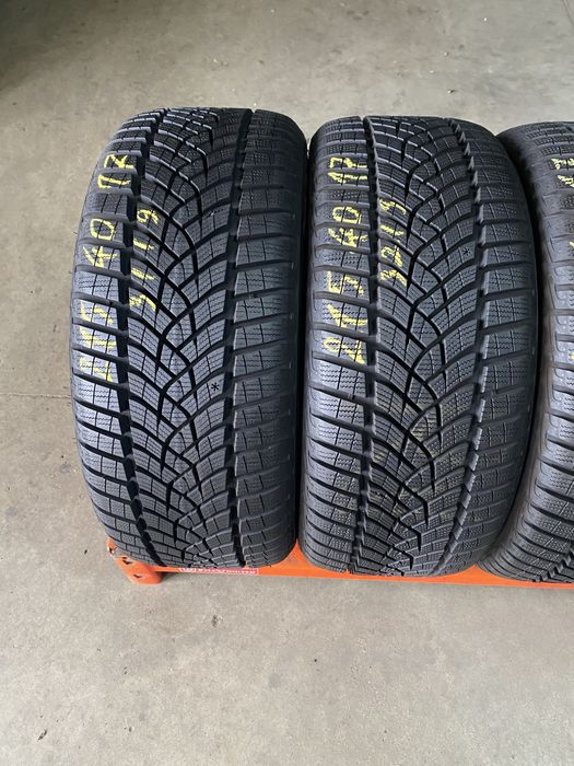 Anvelope iarna 215/40/17 Goodyear Ultra Grip Performance 215 40 17 R17