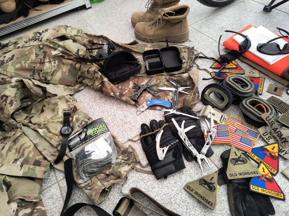 Airsoft екипировка оборудване консумативи