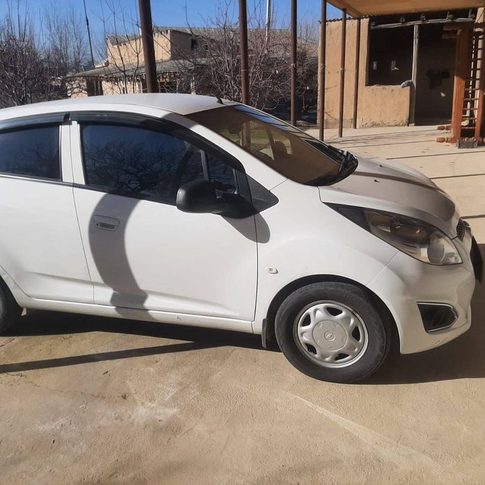 Zaruriyatga sotilyabdi moshina xalol