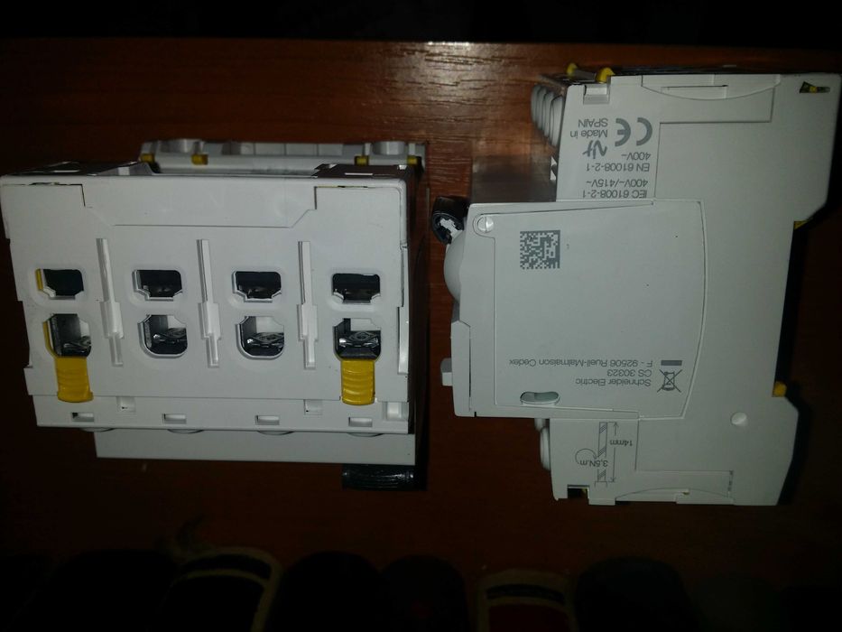 Diferentiale tip A 40A 32A Schneider, noi LICHIDARE STOC