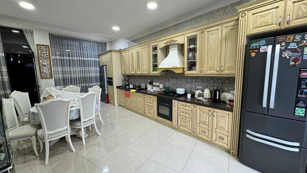 Продается эксклюзивный дом! Элитная махалля РАКАТ.  Бассейн, сауна.